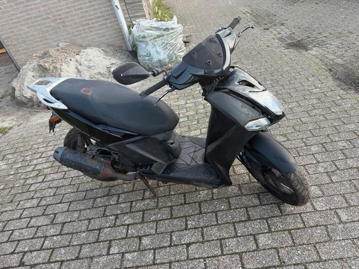 Motor scooter - Opknapper, Fietsen en Brommers, Brommeronderdelen | Scooters, Gebruikt, Overige merken, Overige typen, Ophalen of Verzenden