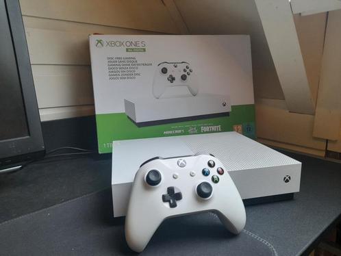 Xbox one S All Digital Edition met controller, Spelcomputers en Games, Spelcomputers | Xbox One, Zo goed als nieuw, Xbox One S All-digital