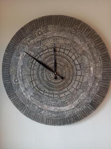 Klok xl, wandklok, mandala, nieuw, beton look, 60 cm dm beschikbaar voor biedingen