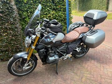 BMW R1200R LC 2015 beschikbaar voor biedingen