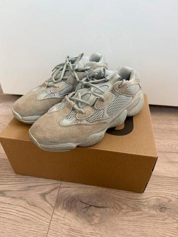 Yeezy 500 Salt maat 43 1/3 te koop beschikbaar voor biedingen