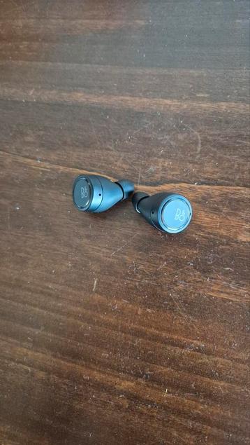 B&O Beoplay E8 3rd Gen – nieuw, zonder oplaadcase beschikbaar voor biedingen