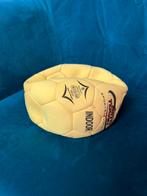 Voetbal leer nieuw, Maat XS of kleiner, Ophalen of Verzenden, Nieuw, Bal