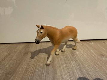 Schleich Paard Lichtbruin met Vlechten beschikbaar voor biedingen