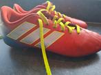 Voetbalschoenen - Maat 38.2/3, Sport en Fitness, Voetbal, Maat XS of kleiner, Ophalen of Verzenden, Gebruikt, Schoenen