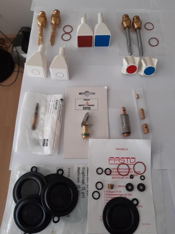 geiser Fasto onderdelen 1200 en 1500  NIEUW, Motoren, Onderdelen | Suzuki, Ophalen of Verzenden