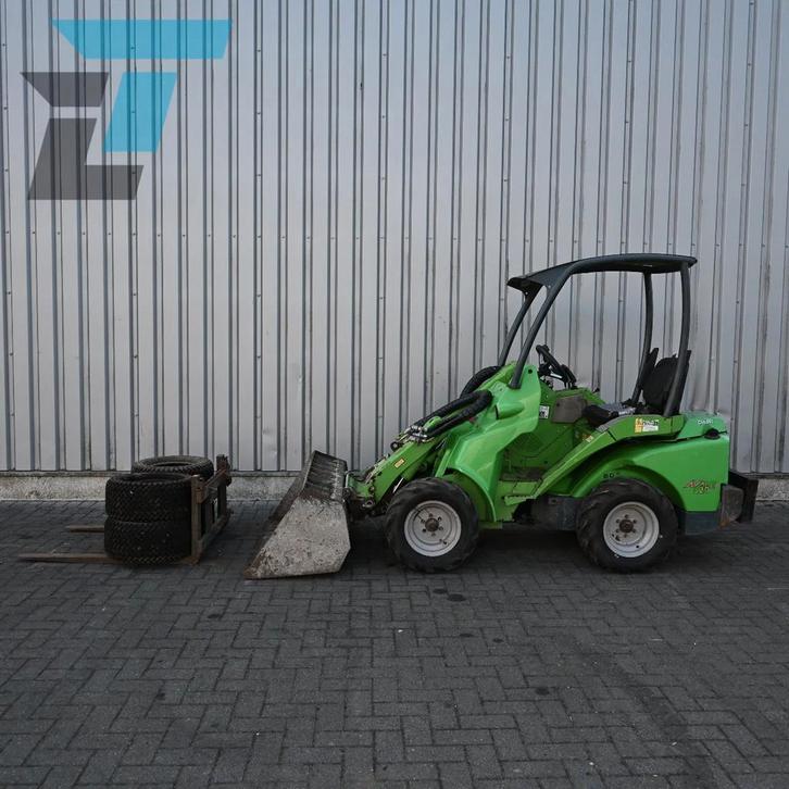 Avant M520MXDTG Diesel shovel miniloader (bj 2011), Zakelijke goederen, Machines en Bouw | Kranen en Graafmachines, Wiellader of Shovel