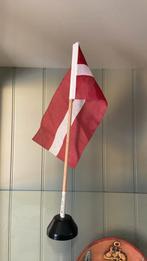 Vlaggetje letland, Diversen, Vlaggen en Wimpels, Ophalen of Verzenden, Zo goed als nieuw