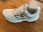 New Balance 1080 v14 maat 44, Sport en Fitness, Loopsport en Atletiek, Ophalen of Verzenden, Zo goed als nieuw, Hardloopschoenen
