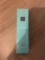 Rituals Karma sun protection milky spray 30, Ophalen of Verzenden, Nieuw, Overige kleuren, Gehele gezicht