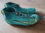 Voetbalschoenen maat 37,5, Maat XS of kleiner, Ophalen of Verzenden, Zo goed als nieuw, Schoenen