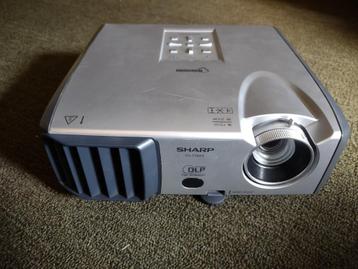 Sharp PG-F262X Projector \ Beamer beschikbaar voor biedingen