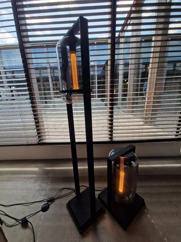 BY EVE     2 x staanlamp Floor tube aan zware korting beschikbaar voor biedingen