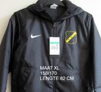 Officiële Nac/Breda Spelers Nike Winterjas Nieuw en zgan, Sport en Fitness, Voetbal, Maat XL, Ophalen of Verzenden, Nieuw, Clubaccessoires