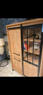 Buffetkast + tv kast, Huis en Inrichting, Kasten | Buffetkasten, Ophalen, Zo goed als nieuw, Metaal, 150 tot 200 cm