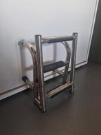 3-Treeds Zwemtrap, Ophalen, Gebruikt