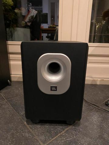 Subwoofer jbl beschikbaar voor biedingen