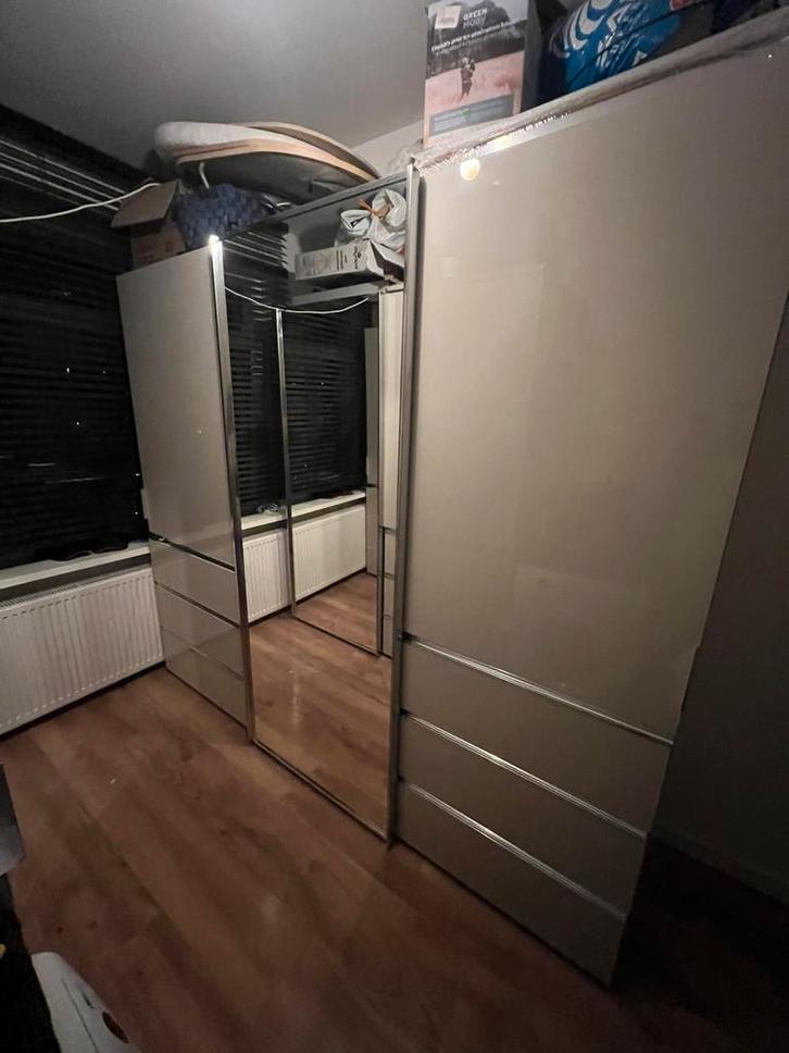 Kledingkasten, Huis en Inrichting, Kasten | Kledingkasten, Gebruikt, 200 cm of meer, 200 cm of meer, 50 tot 75 cm, Ophalen