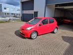 Toyota Aygo 1.0 12V Vvt-i 5DRS 2008 Rood, Voorwielaandrijving, Stof, Zwart, 4 cilinders