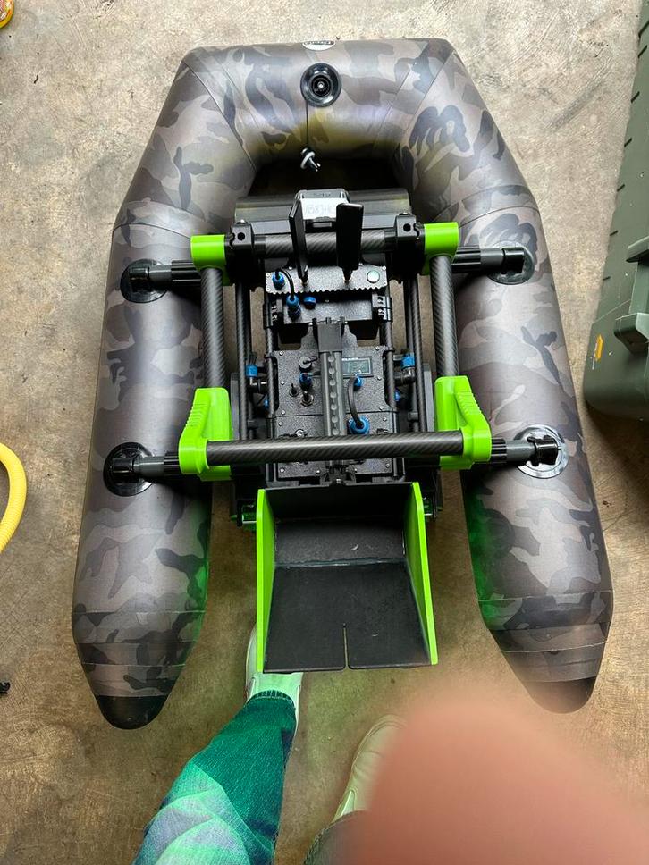 Voerboot Vdrone Air, Watersport en Boten, Hengelsport | Karpervissen, Zo goed als nieuw, Overige typen, Ophalen