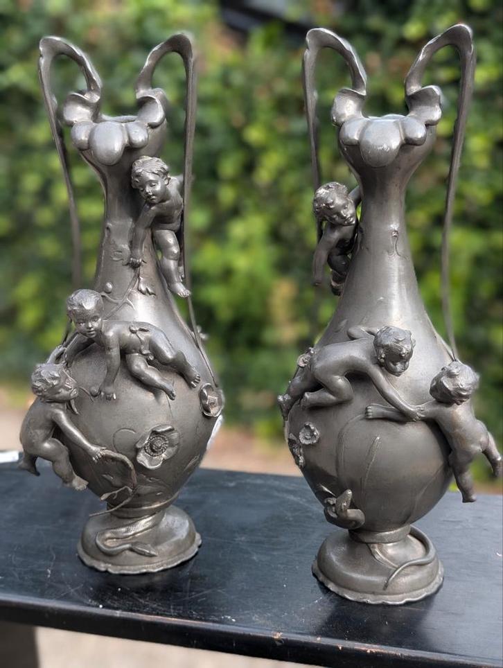 2 antieke tinnen sier vazen 41 cm hoog €390, Antiek en Kunst, Antiek | Vazen, Ophalen