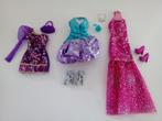 Kledingsetje van Barbie Glitter Party Fashion Y7098, Ophalen of Verzenden, Gebruikt, Kleertjes