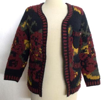 Opvallend stoer wol mix vest met print! M/L beschikbaar voor biedingen