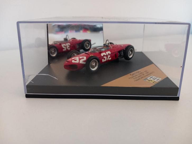 Quartzo 1:43 Ferrari Dino 156 Italian GP 1961 Baghetti, Hobby en Vrije tijd, Modelauto's | 1:43, Zo goed als nieuw, Auto, Overige merken