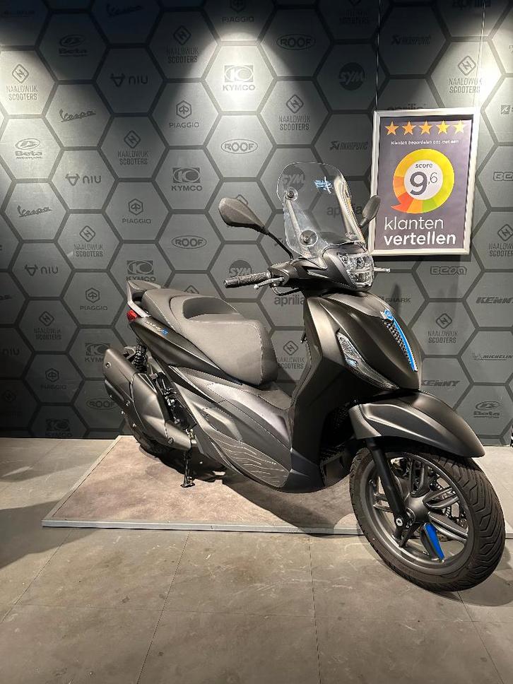 Piaggio Beverly 400cc 2025 BTW motor van de 1e eigenaar, Motoren, Motoren | Piaggio, Bedrijf, Scooter, 12 t/m 35 kW, 1 cilinder