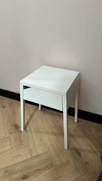 Nachtkastje wit metaal met lade van ikea, Minder dan 45 cm, Metaal of Aluminium, Zo goed als nieuw, 55 tot 70 cm