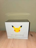 Celebrations Elite Trainer Box | 25th | Scheur KORTING, Hobby en Vrije tijd, Verzamelkaartspellen | Pokémon, Ophalen, Nieuw