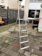 Huishoudtrap / Keukentrap - Nog Goed!, Doe-het-zelf en Verbouw, Ladders en Trappen, Gebruikt, Trap, Ophalen of Verzenden, Opvouwbaar of Inschuifbaar