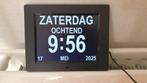 Digitale kalender klok, Huis en Inrichting, Ophalen of Verzenden, Zo goed als nieuw, Digitaal, Staande klok