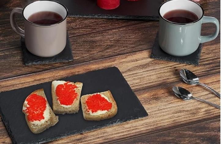 Leisteen borden totaal 8 stuks van 15x 8,5 x 0,4cm., Huis en Inrichting, Keuken | Servies, Nieuw, Bord(en), Overige stijlen, Overige materialen