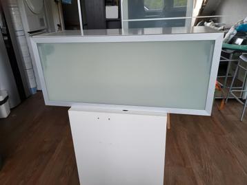 Ikea Metod bovenkast met glazen klapdeur - afbeelding 1