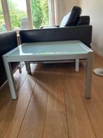 Gratis ophalen glazen bijzettafel, Huis en Inrichting, Tafels | Bijzettafels, Ophalen, Minder dan 45 cm, Gebruikt, Vierkant