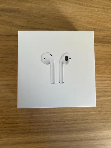 Apple AirPods 2 - met reguliere oplaadcase beschikbaar voor biedingen