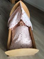 Poppenbedje met pop, Kinderen en Baby's, Speelgoed | Poppen, Ophalen, Zo goed als nieuw, Babypop