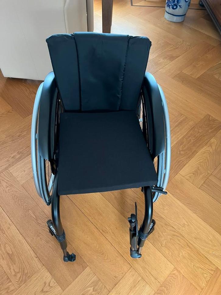 Sport rolstoel Quickie Xenon (nieuw!), Diversen, Rolstoelen, Nieuw, Handbewogen rolstoel, Inklapbaar, Ophalen