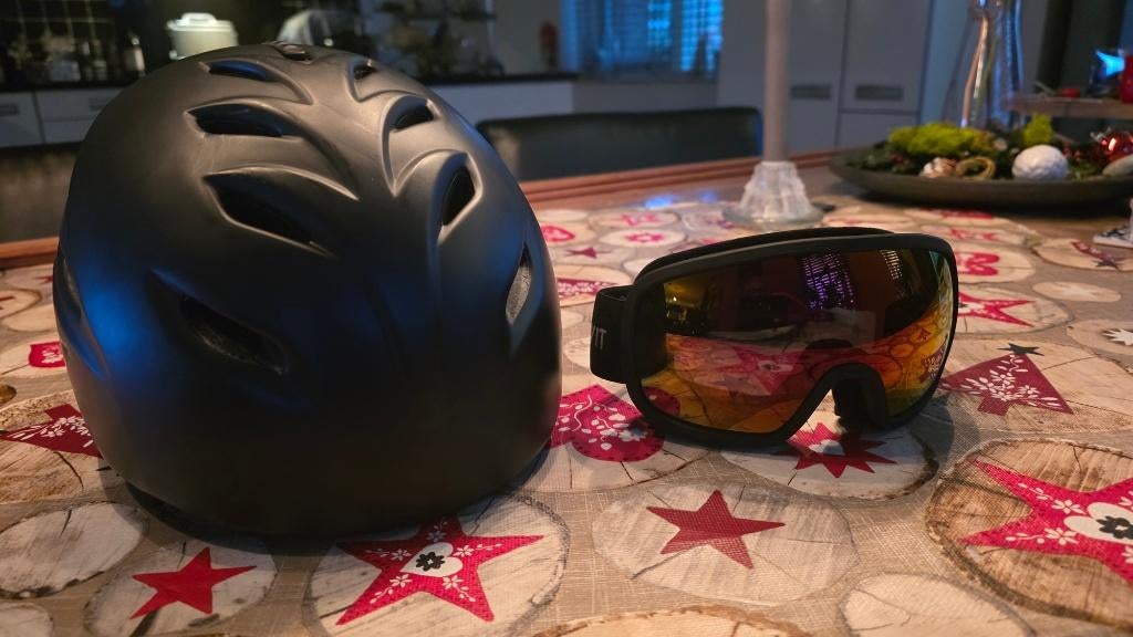 Heren skihelm (M) en skibril, Sport en Fitness, Gebruikt, Overige typen, Skiën, Minder dan 100 cm