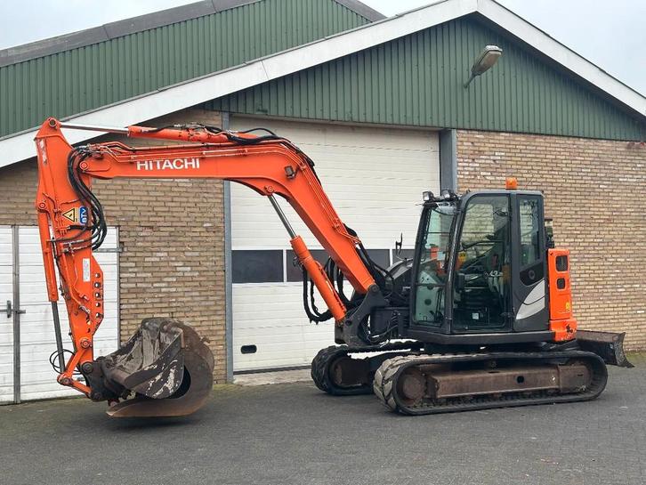 Hitachi ZX85USB-5A (bj 2014), Zakelijke goederen, Machines en Bouw | Kranen en Graafmachines, Graafmachine