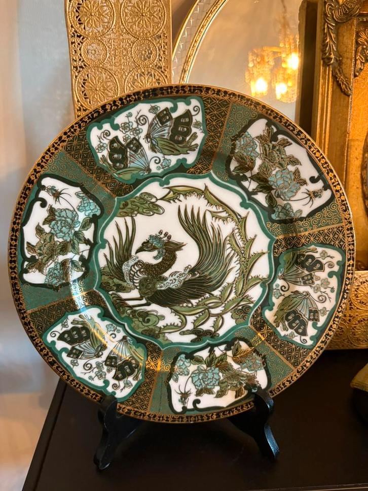 Imari Ware bord in groen/ goud kleur, Antiek en Kunst, Antiek | Porselein, Ophalen of Verzenden