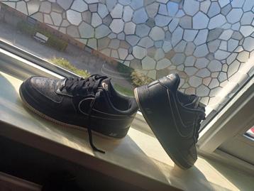 Nike air force  beschikbaar voor biedingen