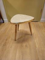 Vintage Plantentafeltje Tafeltje Bijzettafeltje Roze, Ophalen of Verzenden, Zo goed als nieuw, Nvt, Nvt