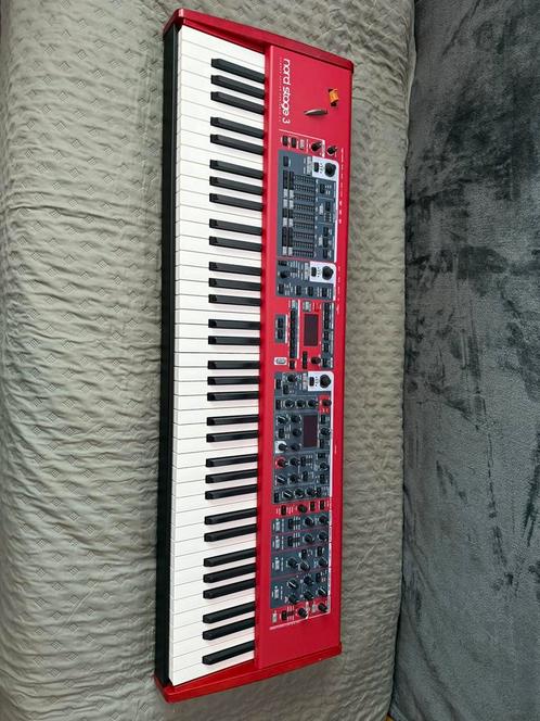 Nord Stage 3 HP76 - Top Staat, Muziek en Instrumenten, Keyboards, Zo goed als nieuw, 76 toetsen, Overige merken, Aanslaggevoelig
