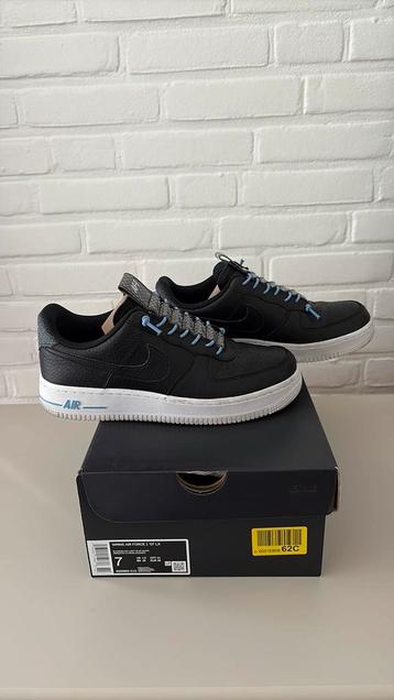 Nike Air Force 1 schoenen te koop beschikbaar voor biedingen