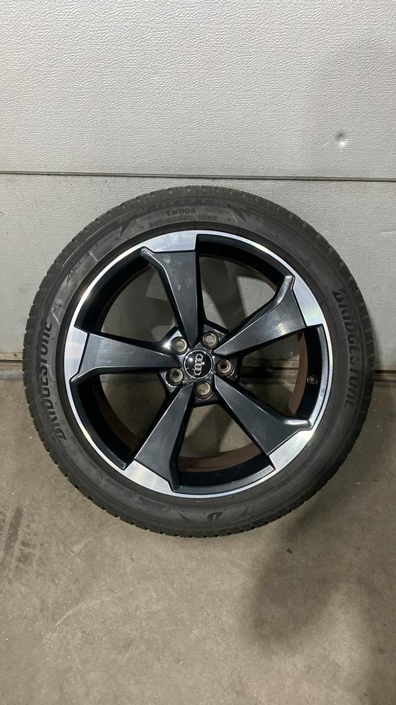 Winterset Audi Q5 Bridgestone nieuw!!!, Auto-onderdelen, Banden en Velgen, Banden en Velgen, Winterbanden, 20 inch, 255 mm, Personenwagen