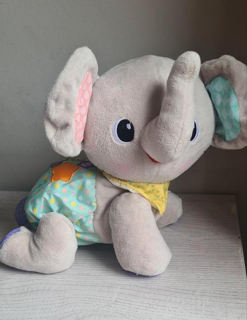 Kruip en leer olifant - Vtech, Kinderen en Baby's, Speelgoed | Knuffels en Pluche, Zo goed als nieuw, Olifant, Ophalen of Verzenden