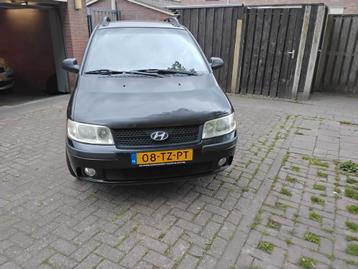 Hyundai Matrix 1.6 2007 Zwart beschikbaar voor biedingen