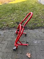 Constands motor paddock standaard, Motoren, Ophalen